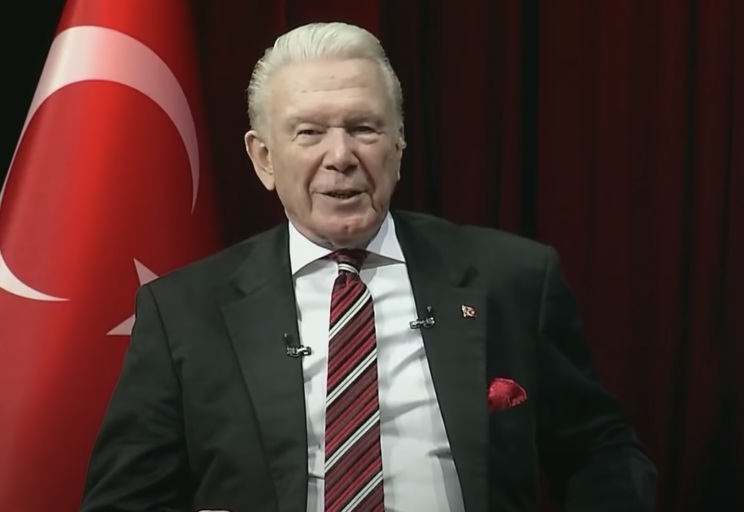 Uğur Dündar - Arena